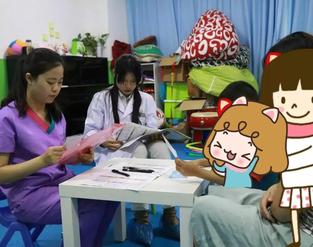徐文娜医生与康复师为小豪制定了个体化的语言训练方案